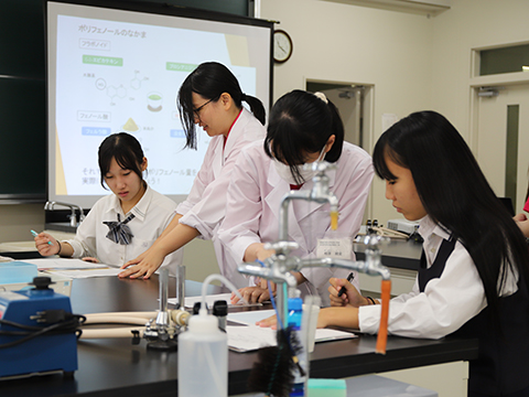 生活科学科食物専攻